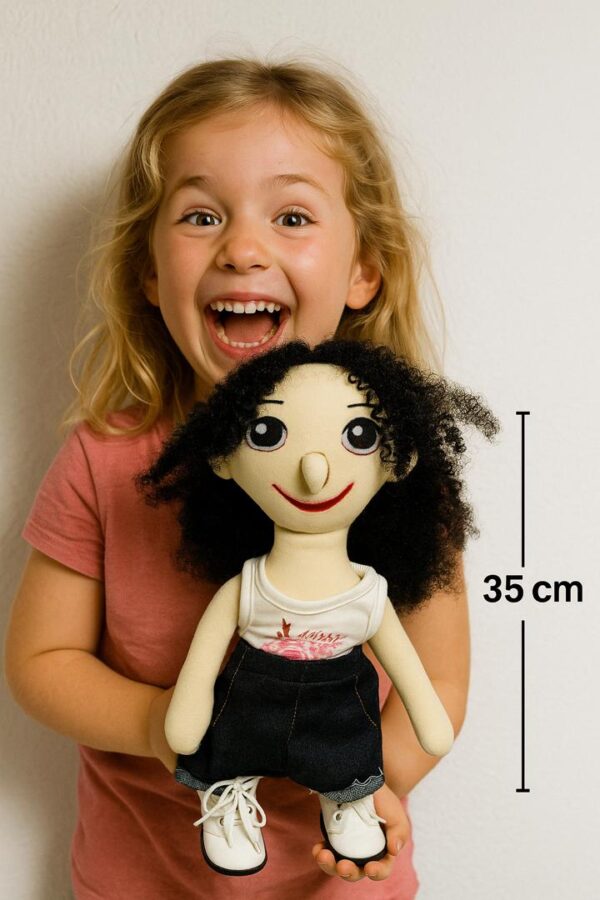 Poupée Artisanale 35cm look moderne et naturel