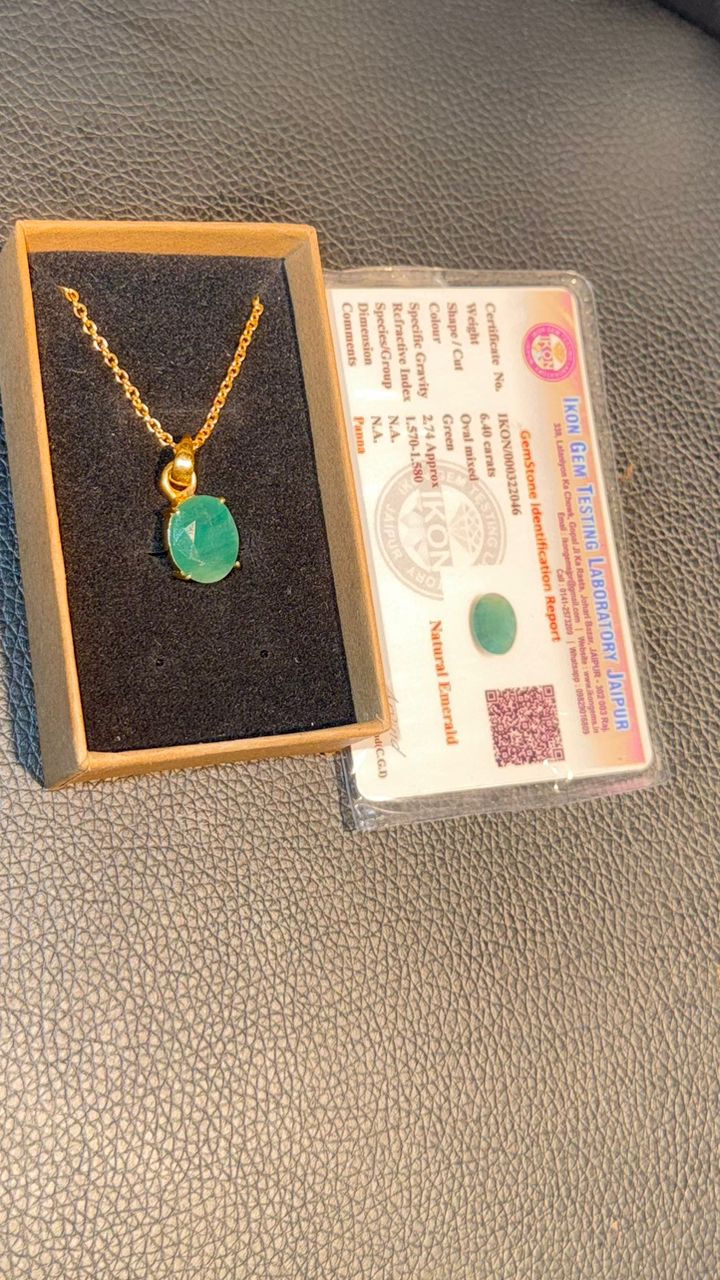 ÉMERAUDE NATURELLE 6,40 Carats – PIERRE DE SAGESSE ET D’ABONDANCE